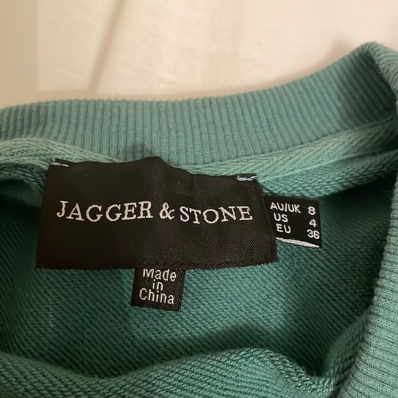 Jagger & Stone The J&S Cropped Sweatshirt - Picture 6 of 7